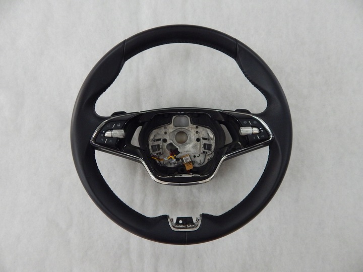 фото №6, Skoda octavia iv kamiq karoq scala fabia - пелюстки кермо номер 5e3951523