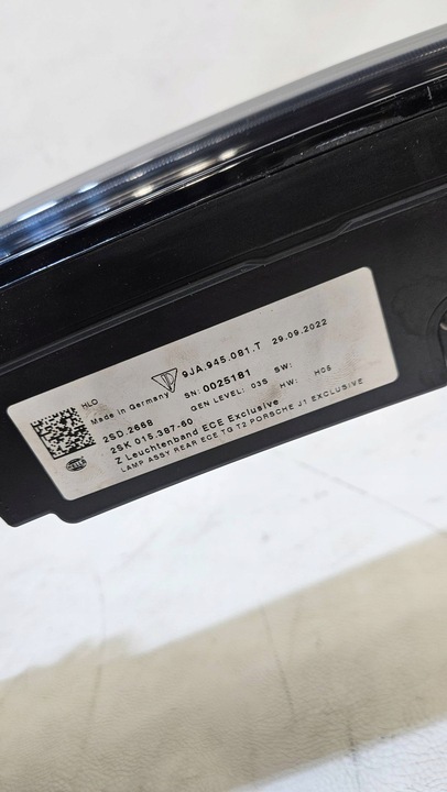 фото №10, Лампа зад задня накладка porsche taycan 9ja945081t