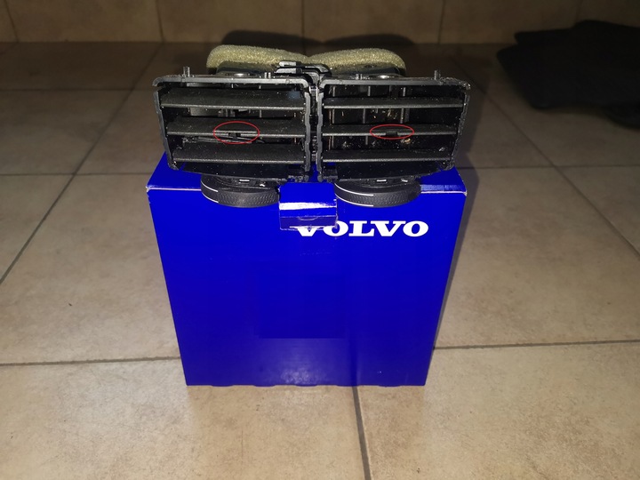 фото №1, Volvo xc90 ii середня решітка повітропровід зад заднього