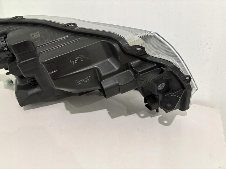 фото №10, Suzuki vitara iii рестайлинг лампа левый перед led koito 100-7r016