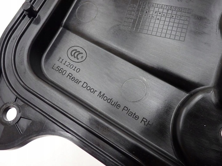 фото №6, Боковина защита дверь правые зад range rover velar 19r