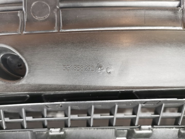 фото №7, Консоль панель роздавальна капот vw golf vii 5g1 5g1857003q новий org