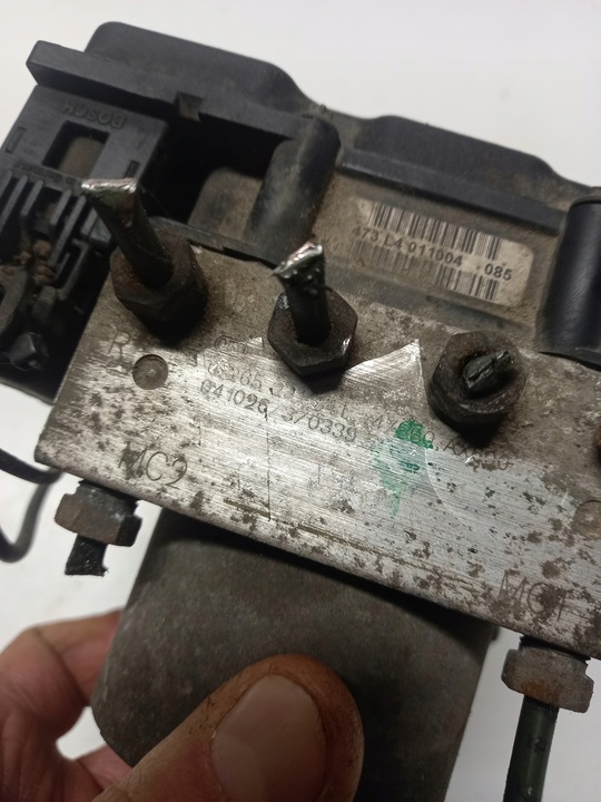 фото №5, Nissan оригинальный номер 0265231341 насос abs