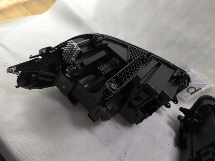 фото №11, Vw tiguan ii рестайлинг полный led левый правый фара лампа 5nb941035c 5nb941036c