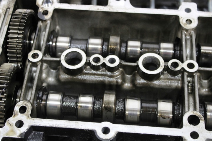 фото №8, Головка крышка клапанов 55261569 55268920 jeep cherokee kl 2,2 crd