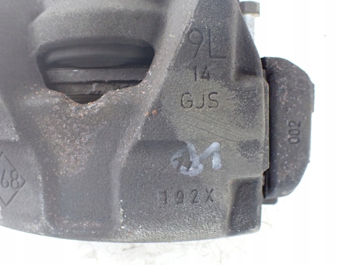 фото №5, Суппорт левый перед dacia duster ii