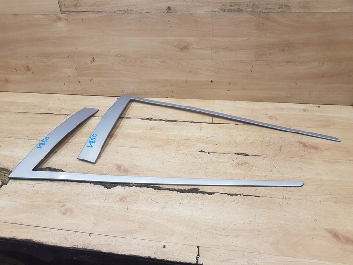 фото №1, Планка скла кузовної зад пара volvo 850