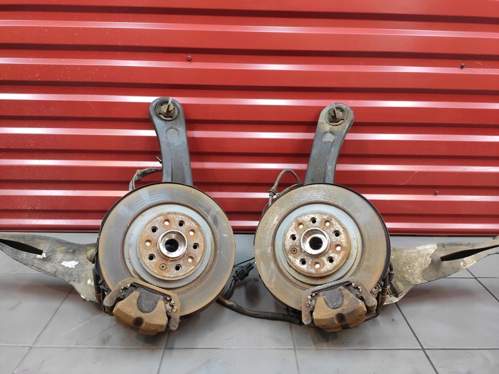 фото №1, Jeep cherokee kl 2.0crd 13-18 поворотный кулак суппорт диск рычаг правые левый зад