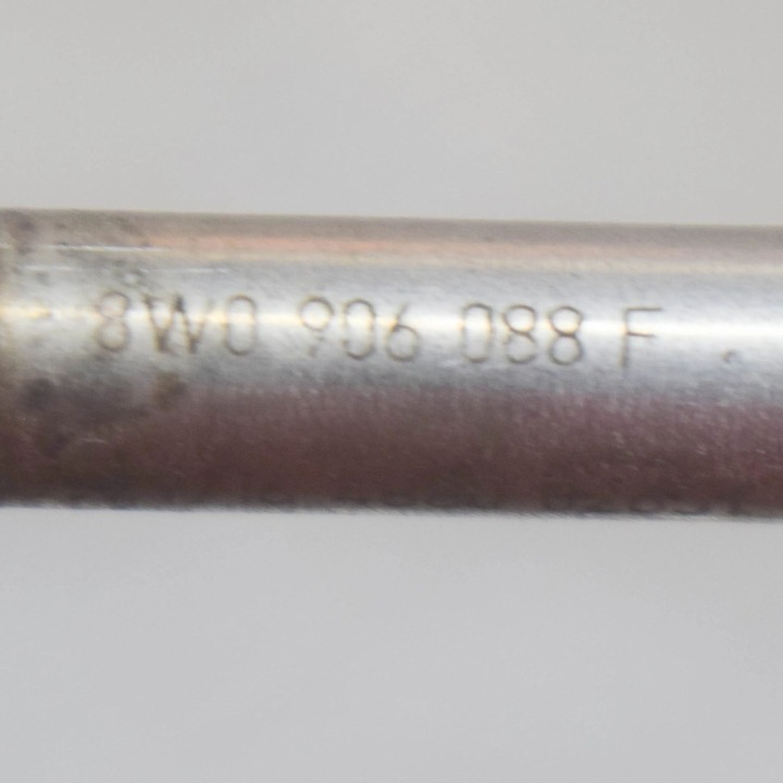 фото №6, Audi a4 s4 b9 8w 2017 датчик температуры масла