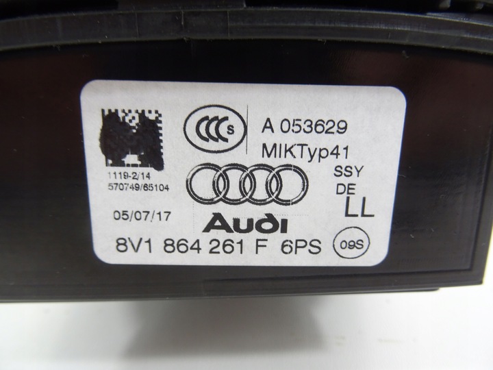 фото №9, Audi a3 v8 туннель ручка чехол коробки передач консоль навигация навигация 8v1864261f