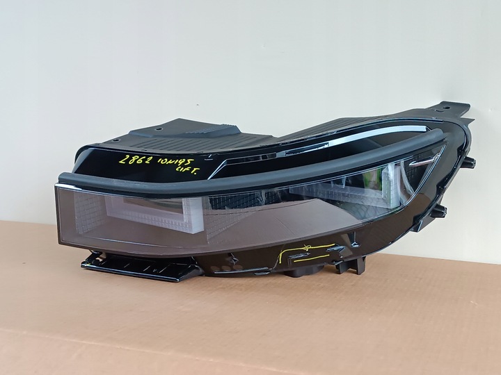 фото №9, Hyundai ioniq 5 рестайлінг 2024-2025 лампа ліва передня біла штекер n13l