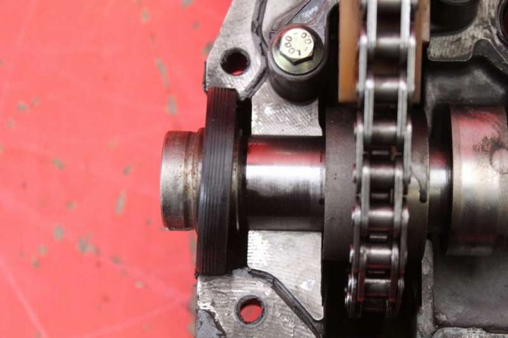 фото №15, Кришка клапанів корпус 9644994880 mazda 3 1 i bk 1.6 citd 109 km 03-06