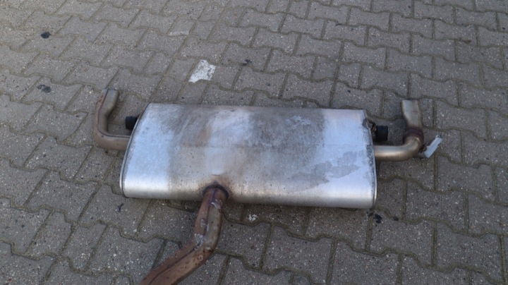 фото №12, Volvo v60 ii 2.0 t6 plug in гібрид глушник вихлоп труба 32138859