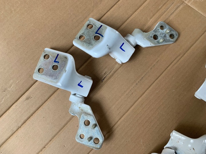 фото №3, Opel combo e 21r петлі кузов праві зад двері праві задні