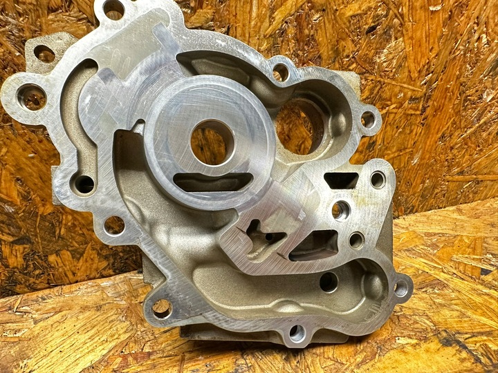 фото №9, Насос масла масляна volvo xc40 1.5t t3 32257092