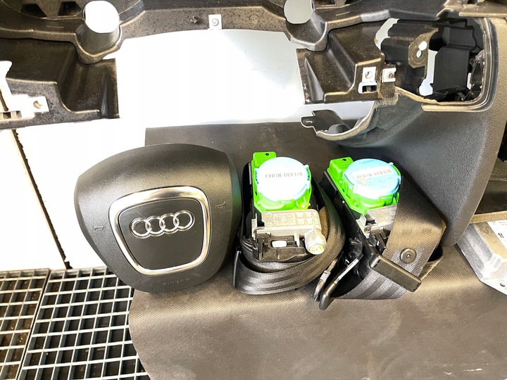 фото №15, Панель роздавальна консоль quattro audi a5 s5 8t b8 8f чорна 10r оригінал