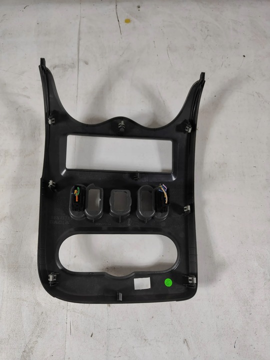 фото №6, Dacia sandero i 08- панель dekor середній панелі розподільчої кнопки скло