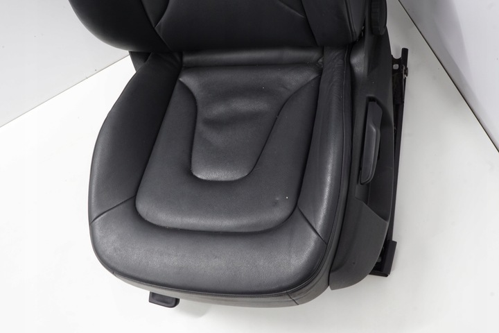 фото №8, Audi a4 b8 sedan рестайлінг сидіння диван обшивки