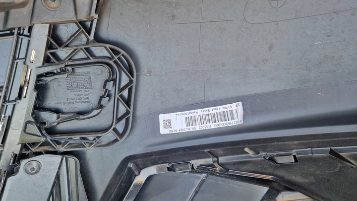 фото №13, Бампер audi a4 b9 рестайлинг цвет lx7l jak новый bez покраска pdcx4