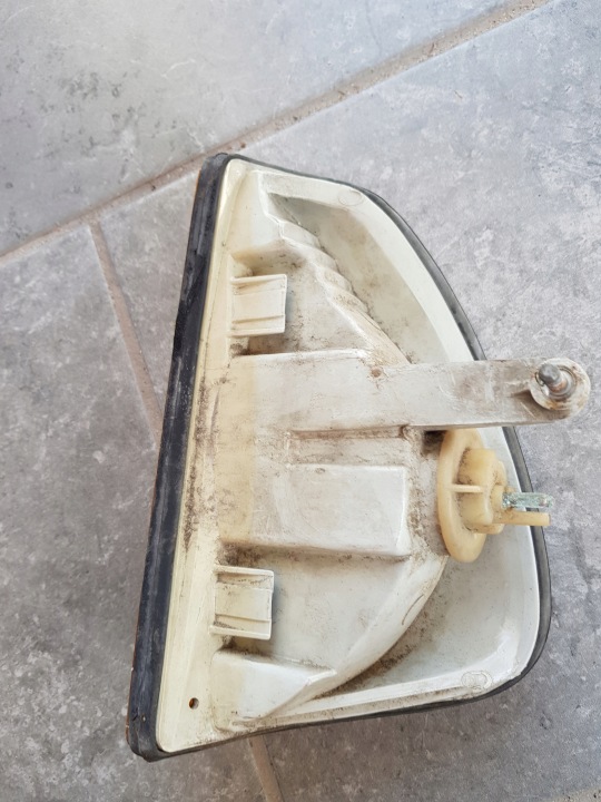 фото №8, Поворотник правое mercedes w123 hella