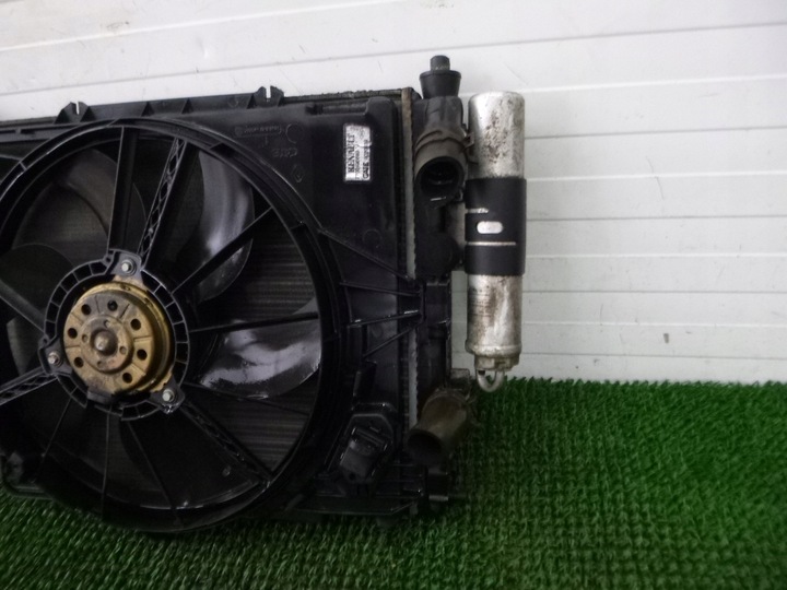 фото №2, Clio ii 98- 1.4 8v радиатор вентилятор вода кондиционер