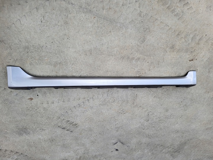 фото №1, Toyota yaris i 04r ts sport 5d поріг праві планка