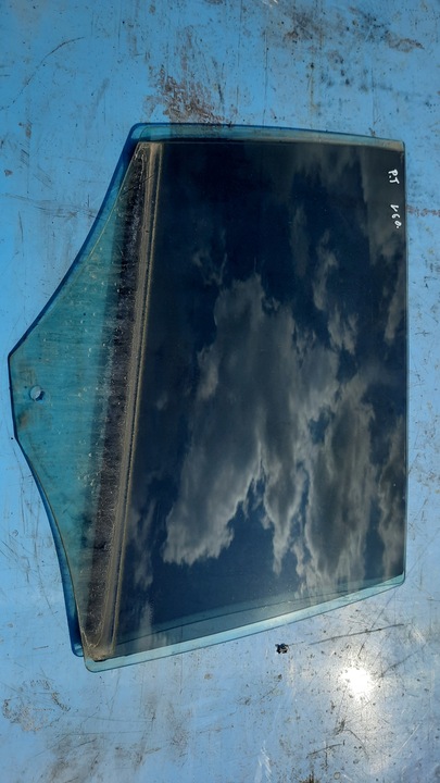 фото №1, Скло двері праві зад volvo v60 10-18r