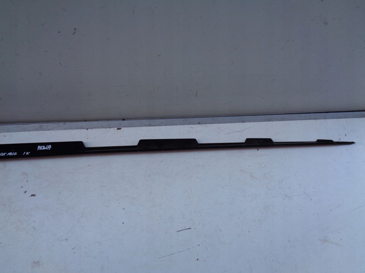 фото №3, Планка пороговая левая накладка mercedes c-klasa w205 amg 6.3