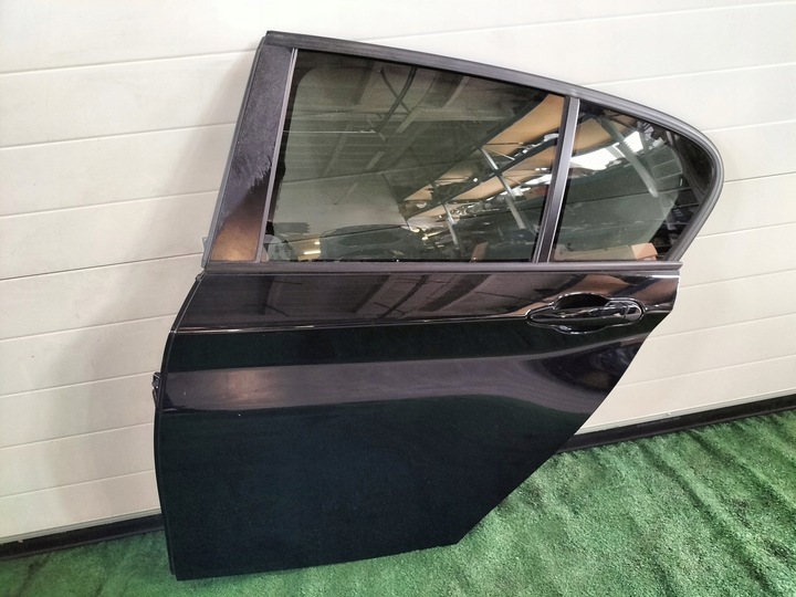 фото №1, Двері лівий зад bmw f20 668 schwarz 2