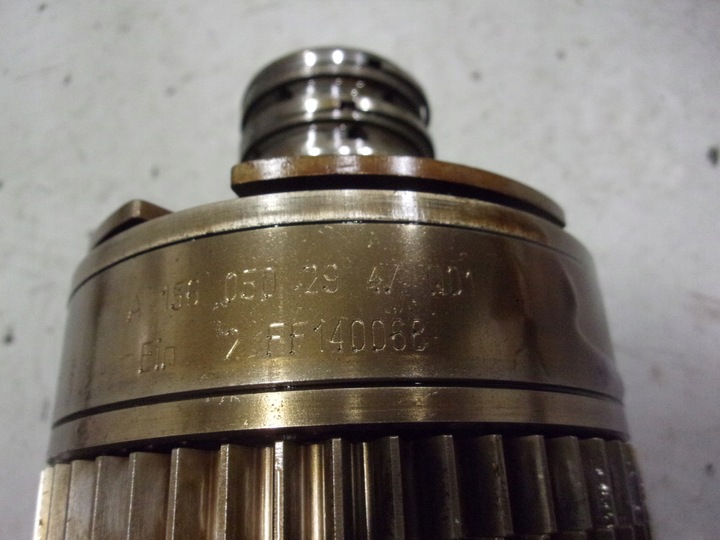 фото №9, Mercedes w211 e211 e 63 amg m156 вал розподільний вал a1560501201