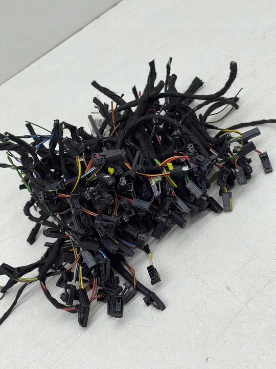 фото №8, Audi volkswagen seat skoda штекер разъём соединитель + шланг 4b0971832