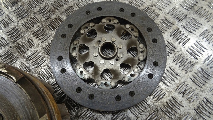 фото №5, Сцепление двухмассовый колесо маховики a4 b8 0b1141015b номер 64