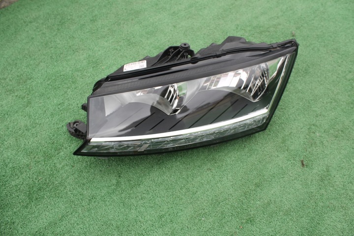 фото №8, Skoda fabia iii 3 рестайлінг 2018- лампи передні права + ліва комплект оригінал. eu