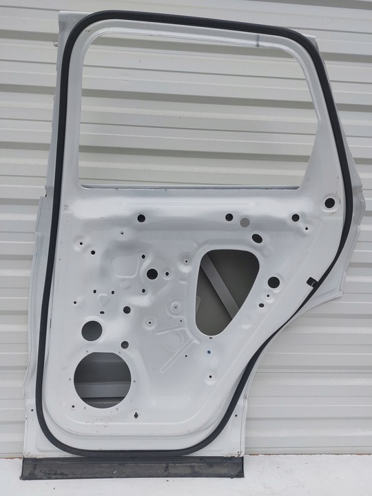 фото №12, Двері задні зад праві vw touareg iii 3 eu