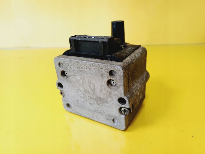 фото №5, Котушка запалювання vw passat b3 701905104a nr772