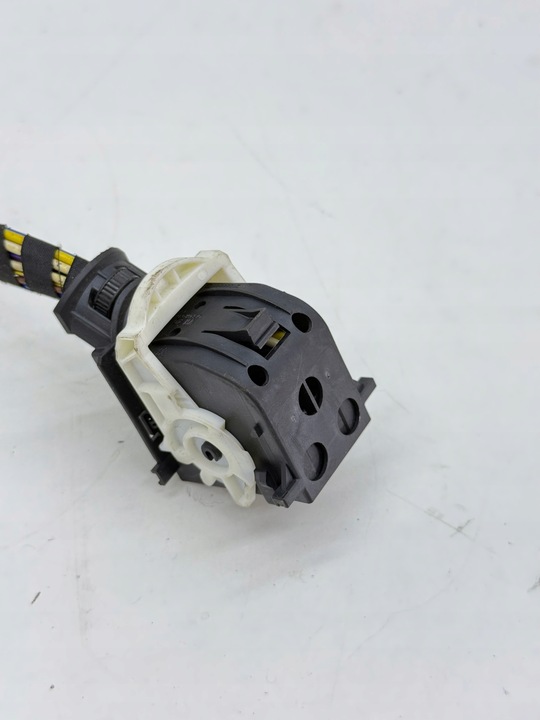 фото №7, Audi volkswagen skoda штекер разъём соединитель + шланг 5q0937702 5q0937702a