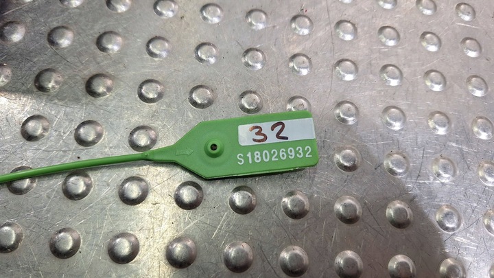 фото №10, Защита туннеля панель подвешивание 7l5941435n 7l5862531k 7l5864299 cayenne 7l5