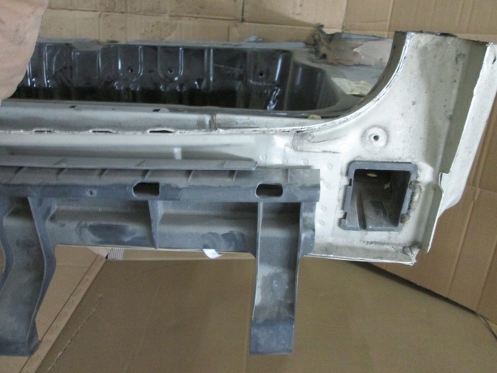 фото №7, Chrysler town country 11- pas зад задній + ванна dodge grand caravan лоток