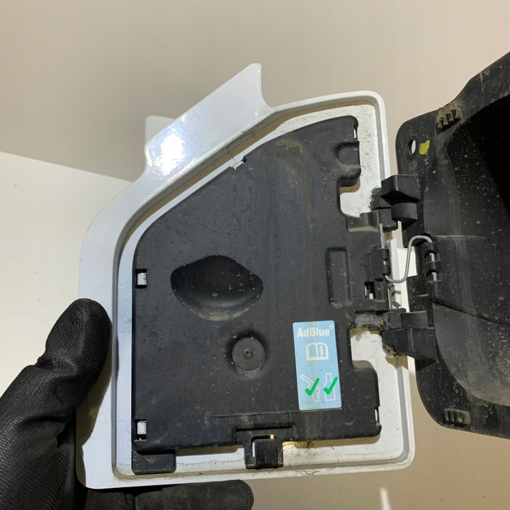 фото №6, Renault master iii iv крышка заливка adblue 765m63121r movano nv400