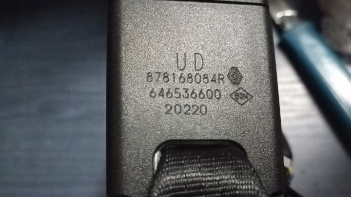 фото №8, Застёжка ремня зад renault arkana 878168084r 878167142r состояние jak новый