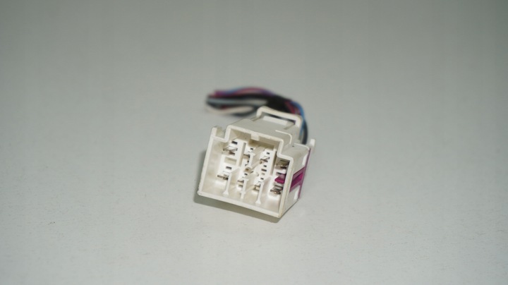 фото №5, Audi volkswagen seat skoda штекер разъём соединитель 4f0937743e