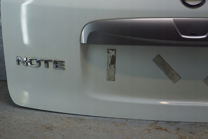 фото №7, Nissan note e11 рестайлінг кришка задня багажника 326g k704