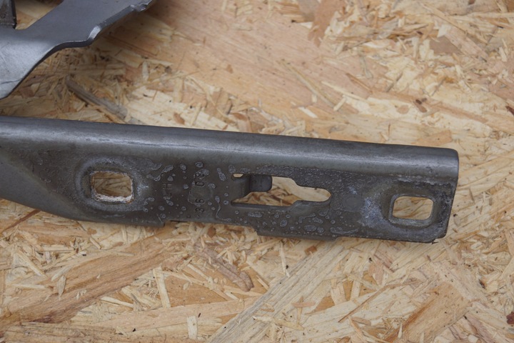 фото №9, Петля капота левый audi a4 b8 8k0823301d