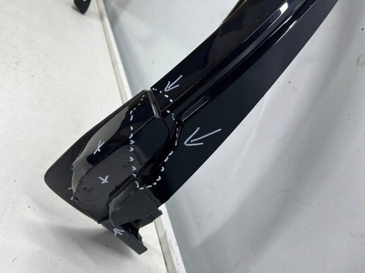 фото №14, Планка mazda cx-60 22r.- праві задній край підкрилки крила накладка