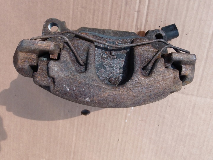 фото №4, Супорт гальмівний лівий перед vw caddy iii 2,0 tdi