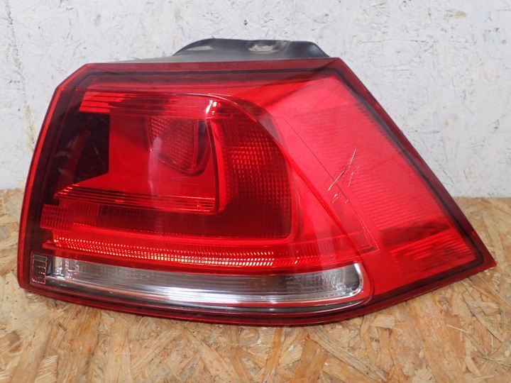 фото №1, Лампа правая задняя зад vw golf 7 vii 5g0945096m