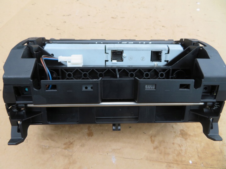 фото №8, Монитор дисплей a2046800931 mercedes c kla 204