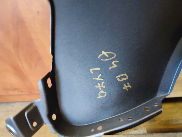 фото №8, Крило праві перед audi a4 b7 ly7q