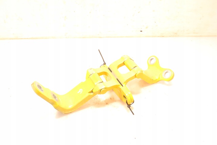 фото №3, Петля дверь левый перед lexus lbx 1.5 гибрид