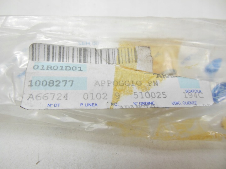 фото №7, Амортизатор крышки багажника ford fiesta iv oem номер 1008277